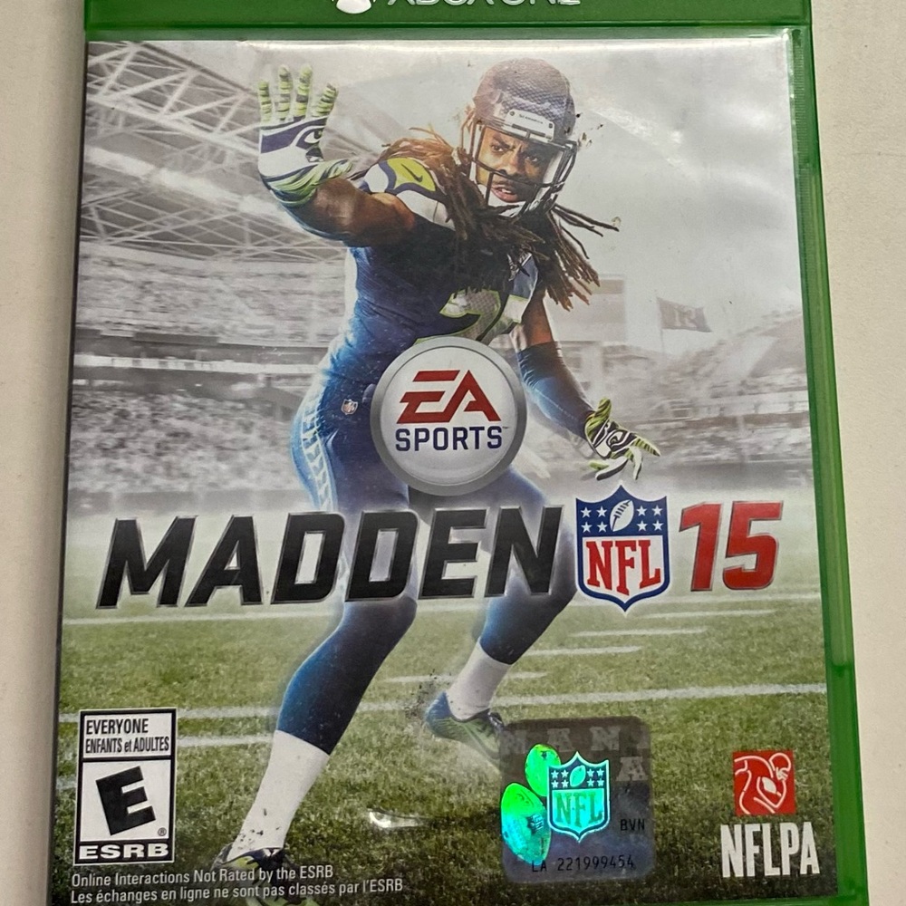 Madden NFL 15 Xbox One Game – Complete with Case